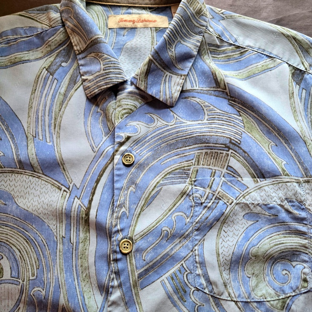 Vintage Tommy Bahama Mens Large 100% Silk Blue Abstract Swirl Wave Camp Shirt